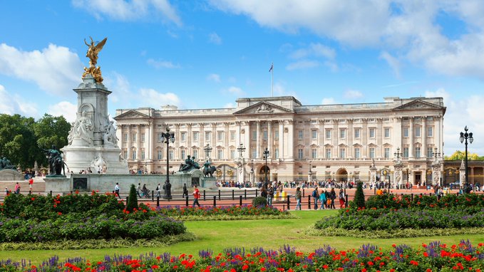 The top accommodations around Buckingham Palace