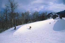 10 Lesser Known U.S. Destinations To Go Skiing This Winter